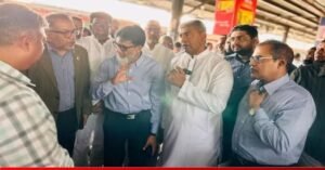 ঢাকা বিমানবন্দর রেলস্টেশন পরিদর্শনে রেল প্রতিমন্ত্রী, যাত্রীসেবা উন্নয়নে নির্দেশনা
