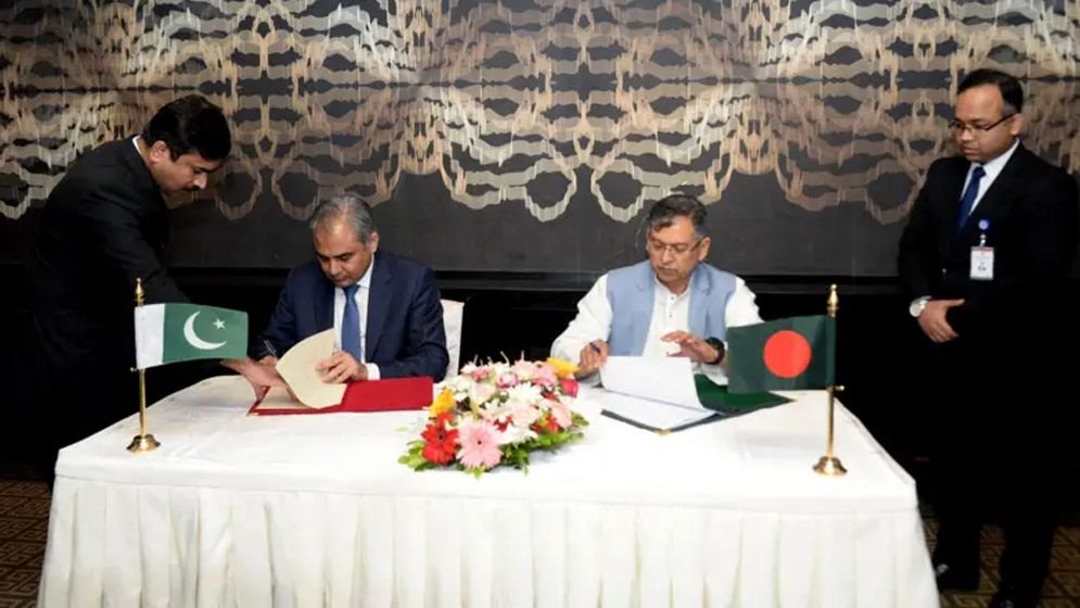 পাকিস্তানের স্বরাষ্ট্রমন্ত্রীর ঢাকা সফর: আঞ্চলিক রাজনীতিতে নতুন বার্তা