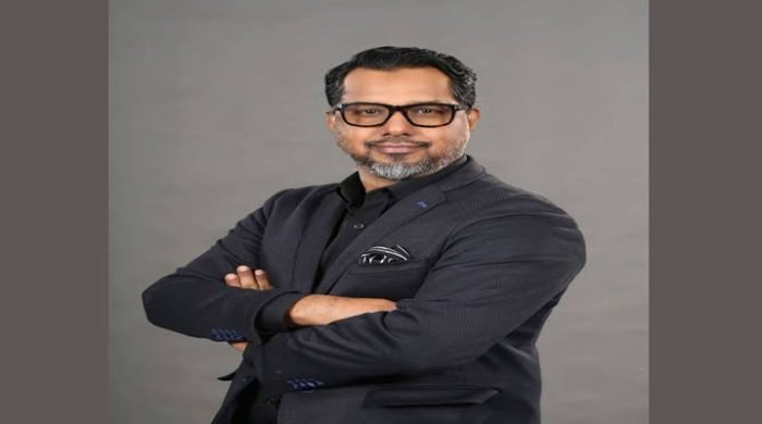 বিএসইসির কমিশনার হলেন হোসেন সাদাত