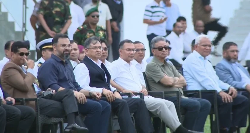 নতুন কুঁড়ি স্পোর্টসের সমাপনী অনুষ্ঠানে মাঠে উপস্থিত প্রধানমন্ত্রী